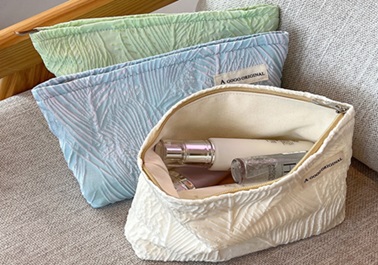 Personalized Polyester Makeup Bags: Customization Advantages