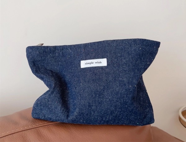 /uploads/image/2025/08/22/custom-cosmetic-bag-1.jpg custom-cosmetic-bag-1.jpg