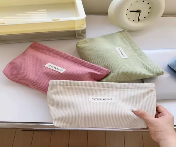 canvas-makeup-pouch