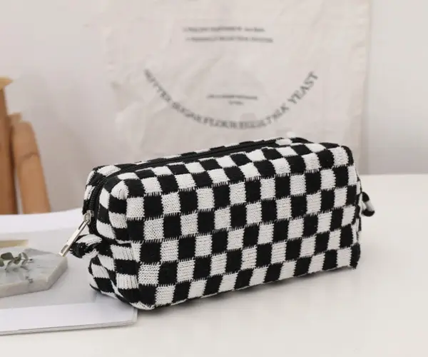 makeup-brush-case