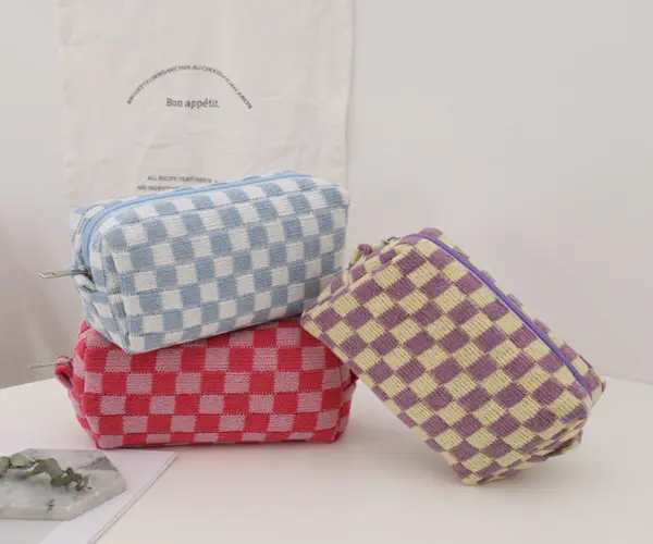 makeup-train-case