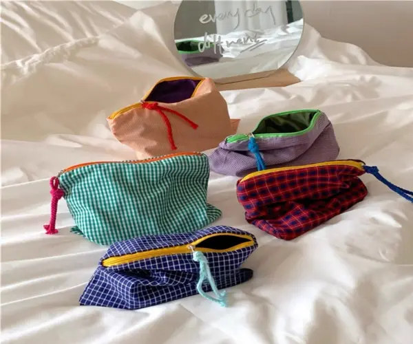personalized-cosmetic-bags