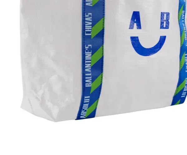 pvc-shopping-bag-with-zip