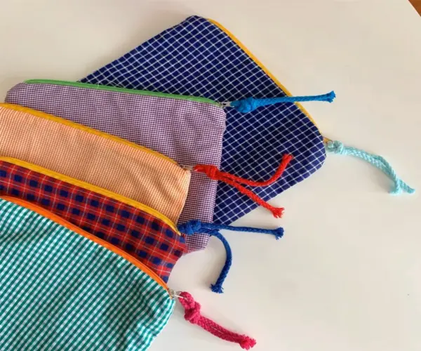 tyvek-cosmetic-bag