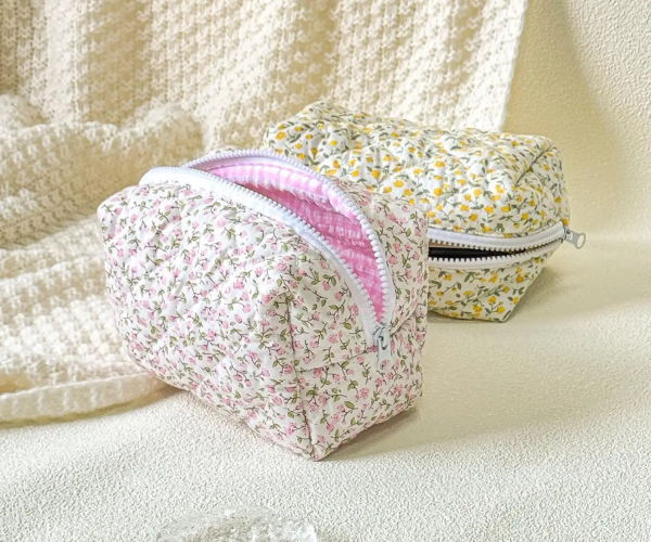Floral Printing Cotton Qulited Makeup Bag
